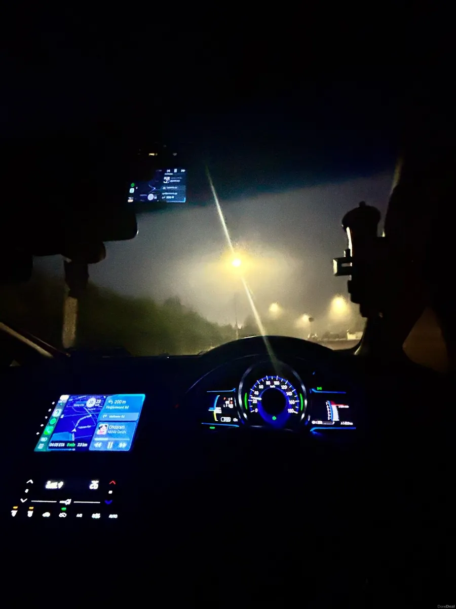 Honda Fit 2017 Automatic Hybrid - Image 4