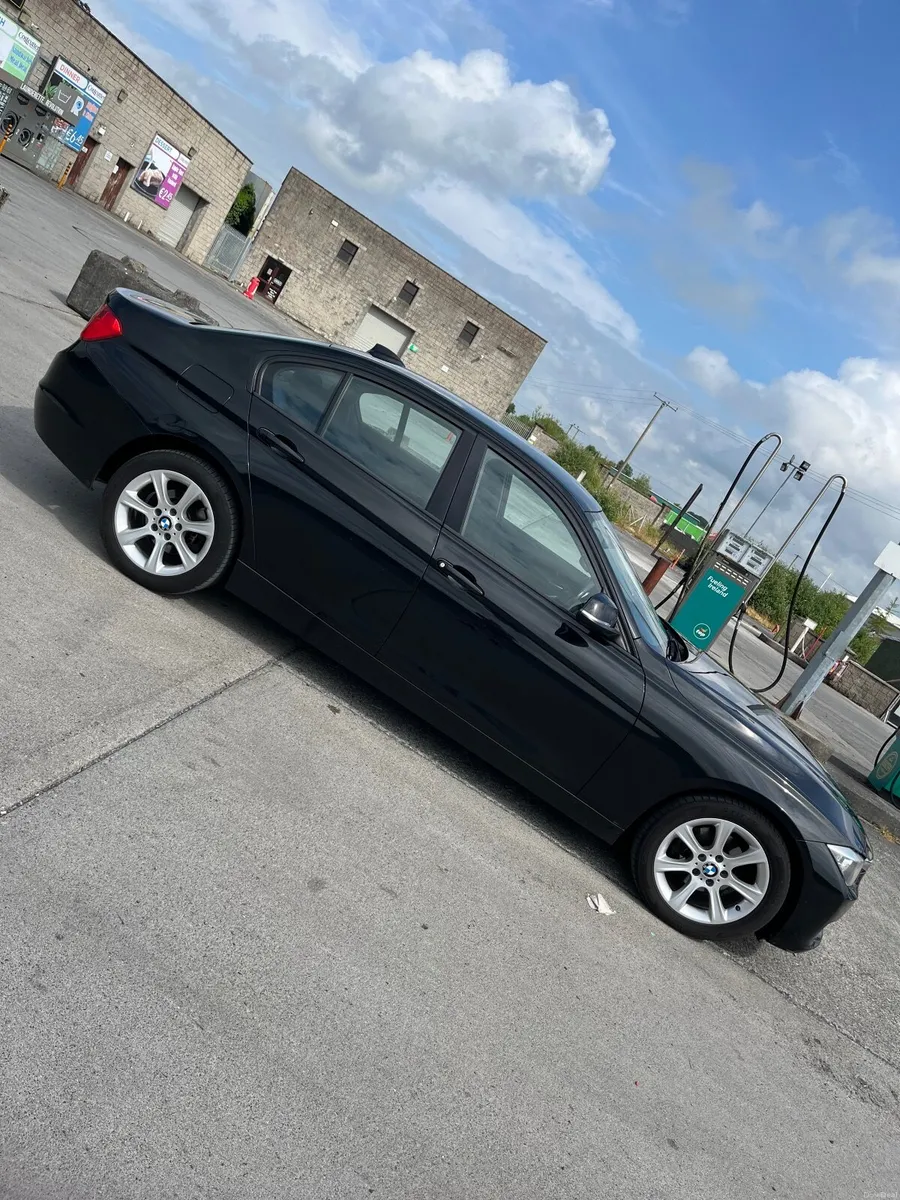 BMW 3-Series 2012 - Image 1