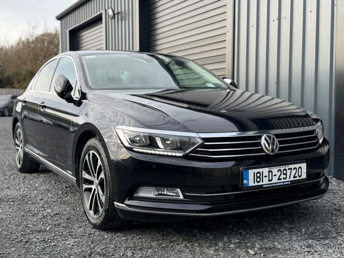 181 Volkswagen Passat High Line - Image 3