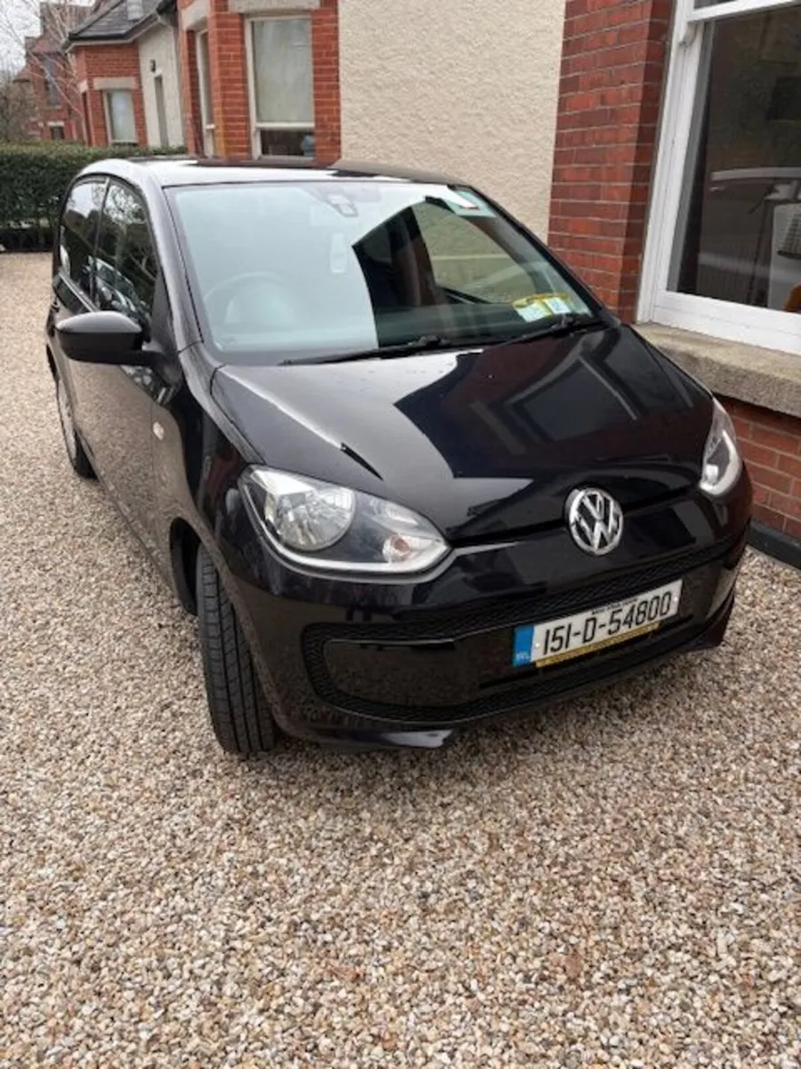 Volkswagen up! 2015 - Image 1