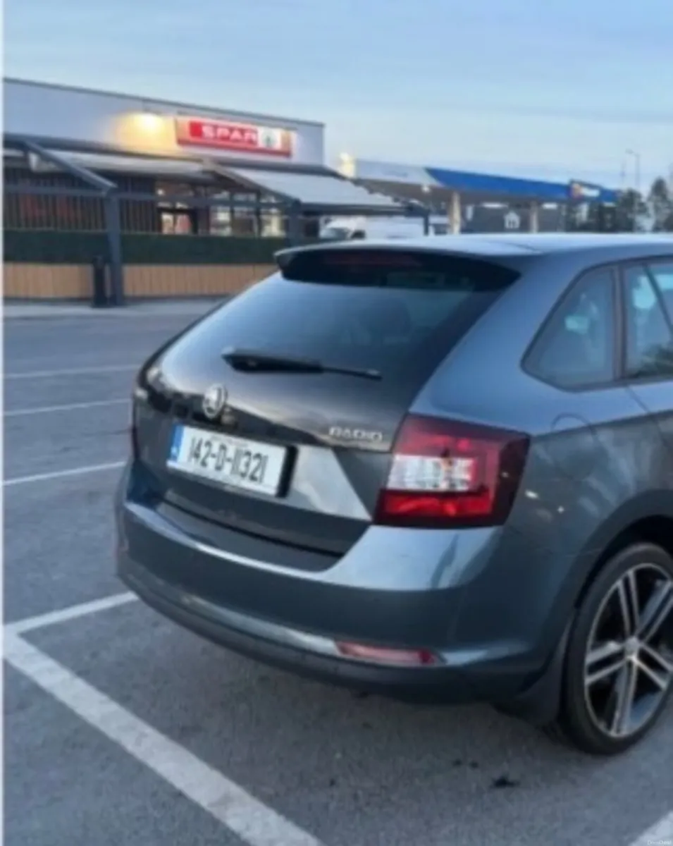 Skoda Rapid 2014 - Image 3