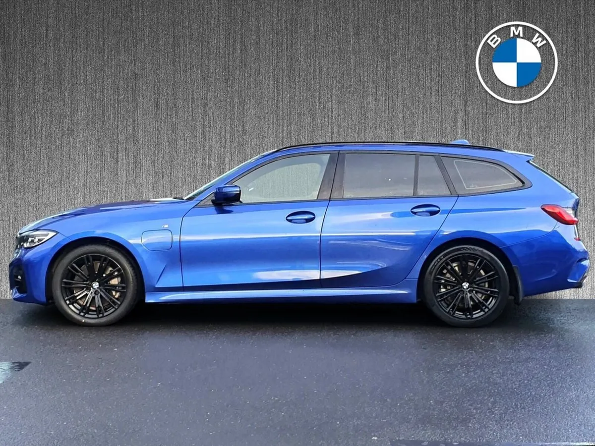 BMW 3-Series 330e M Sport Touring - Image 4