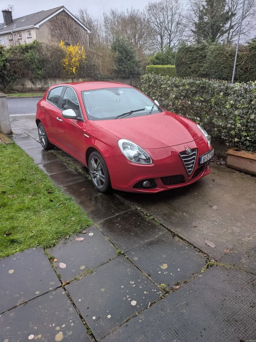 Alfa Romeo Giulietta 2016 - Image 1