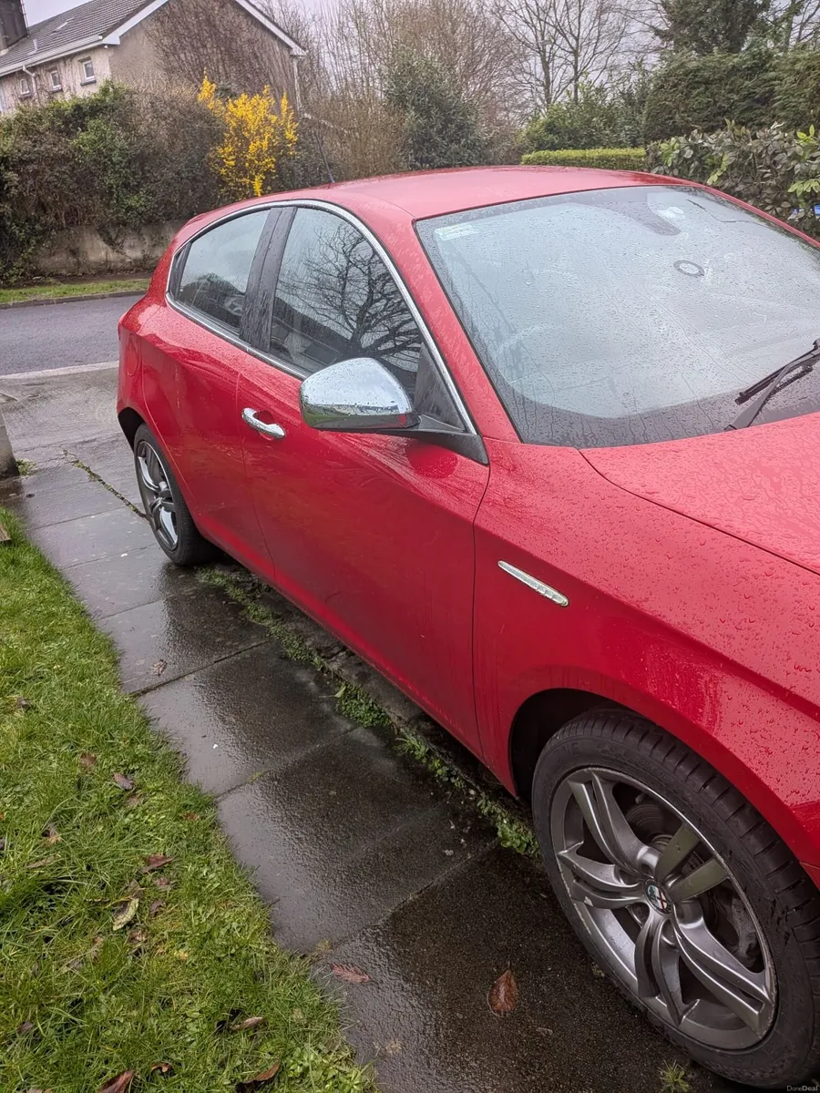 Alfa Romeo Giulietta 2016 - Image 4