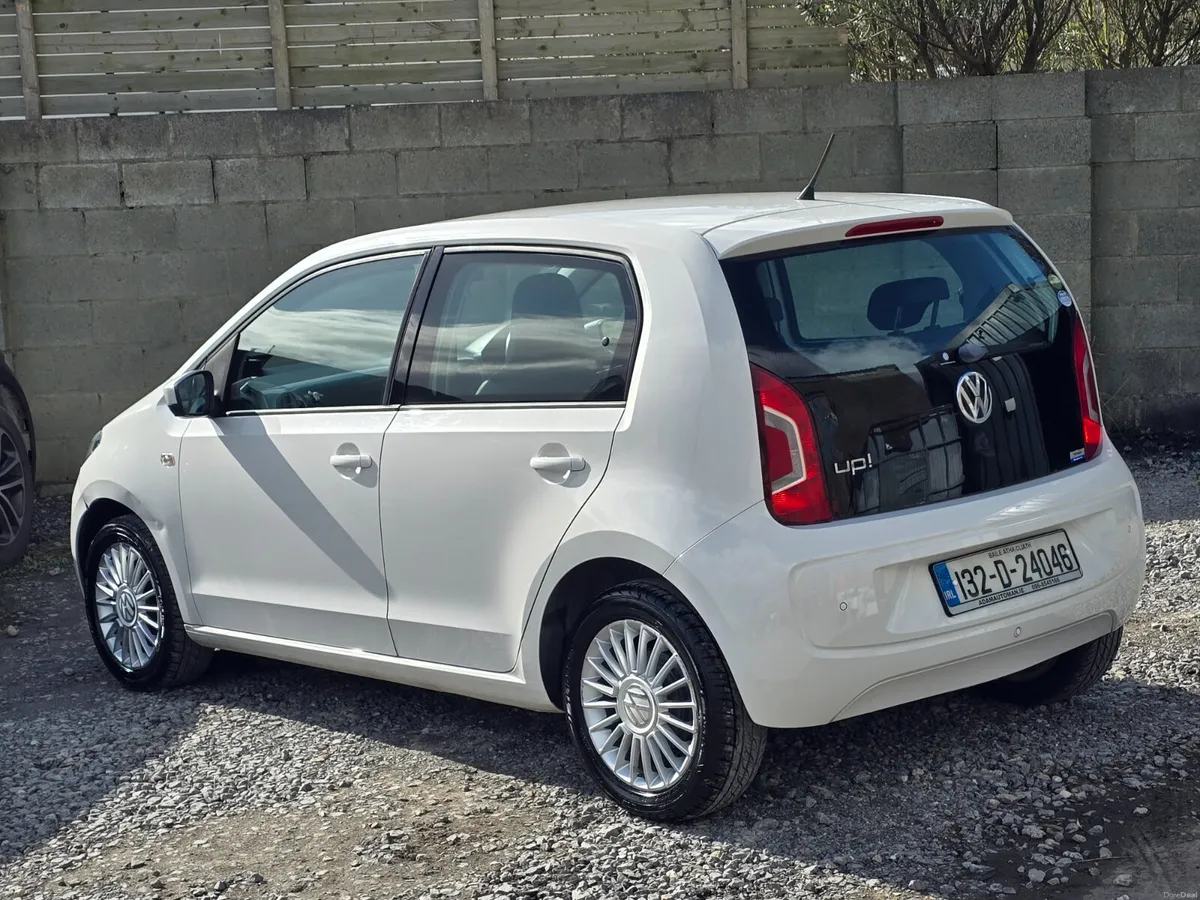 Volkswagen up! 2013 highline automatic €4990 - Image 4