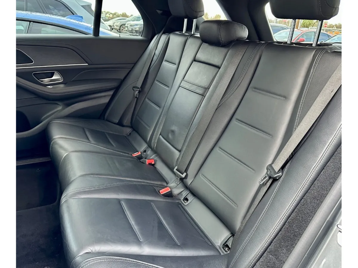 Mercedes-Benz GLE 350 AMG LINE PREMIUM DE 4MATIC - Image 4
