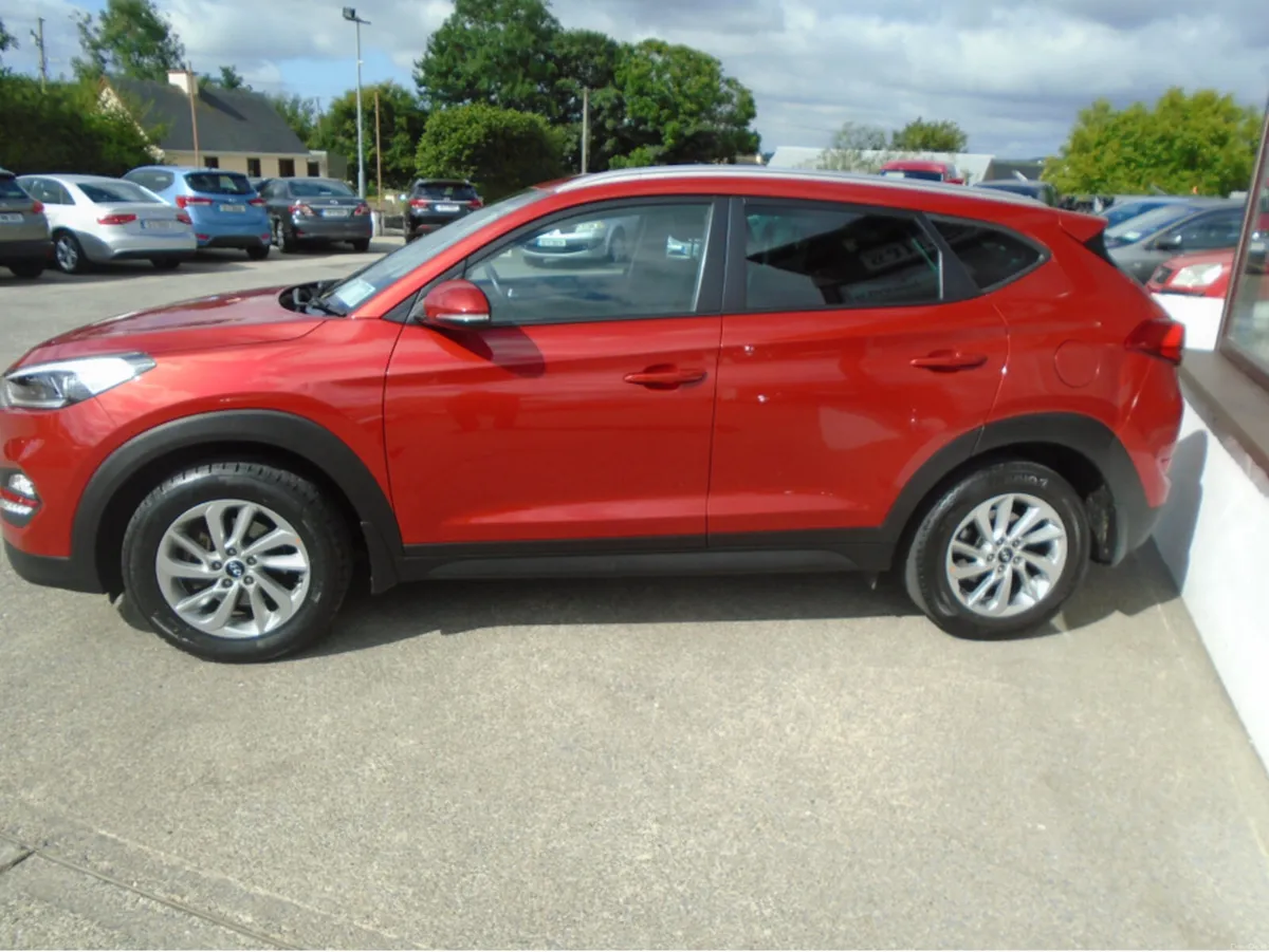 Hyundai Tucson SE 110PS 5DR comfort - Image 2