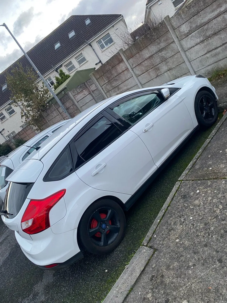 Ford Focus 2014 - Image 1