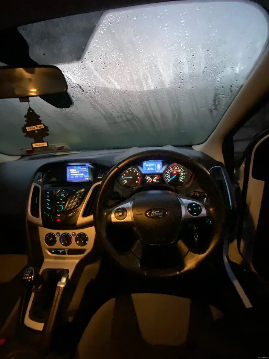 Ford Focus 2014 - Image 3