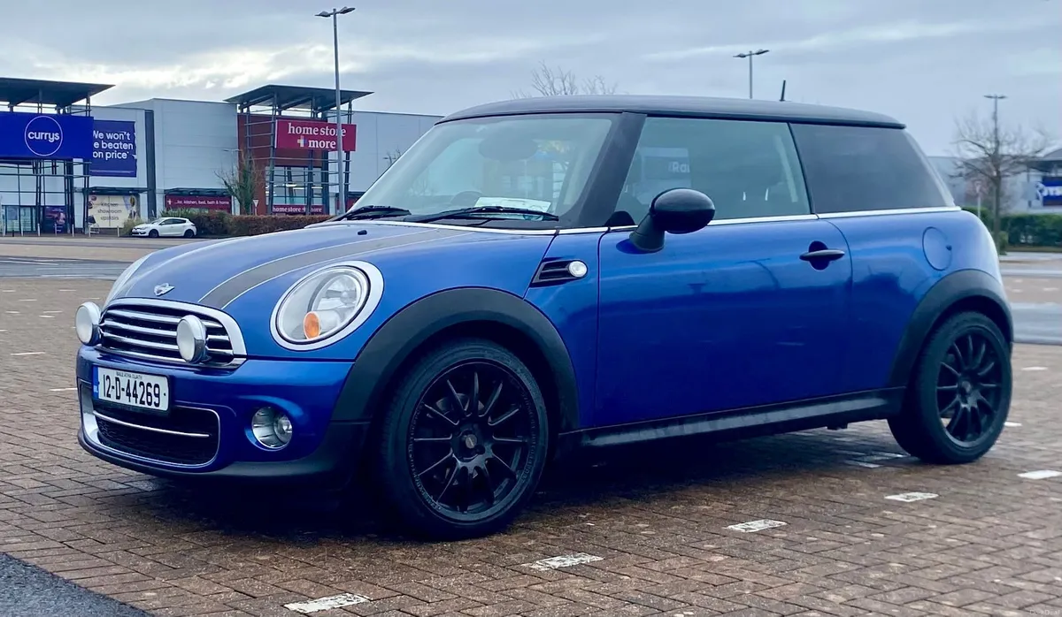 Mini Cooper D 2012, Taxed10/26, New NCT, 131000km - Image 1