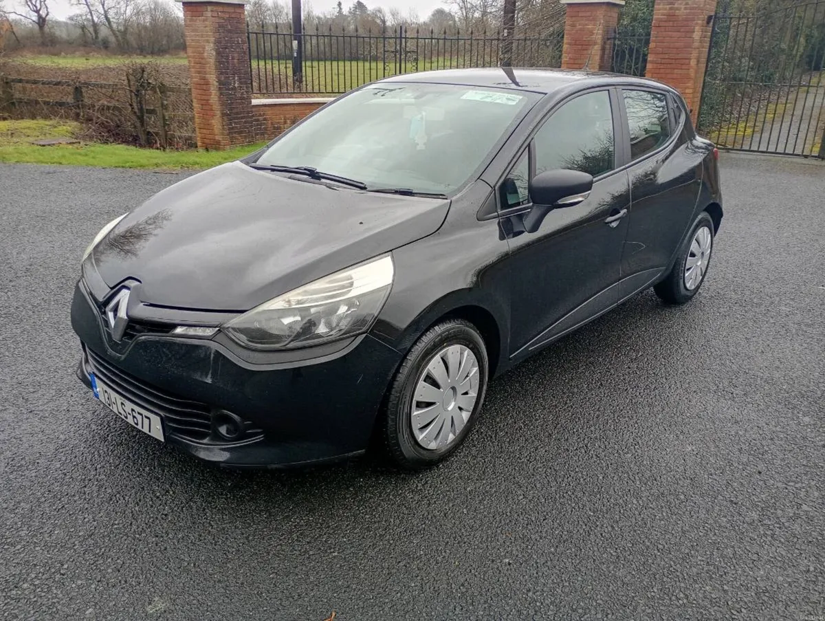 Renault Clio - Image 1
