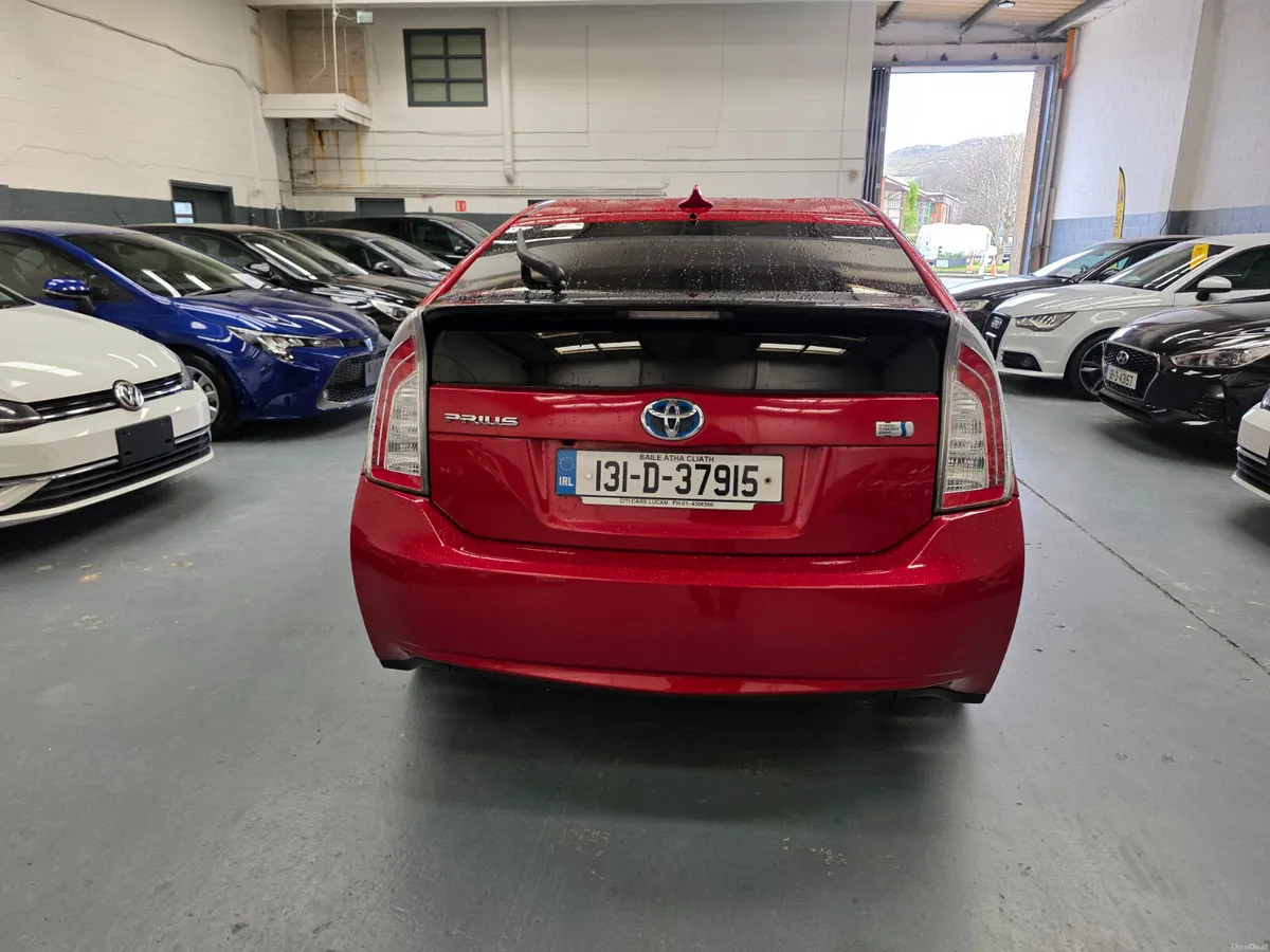 Toyota Prius 2013 - Image 5