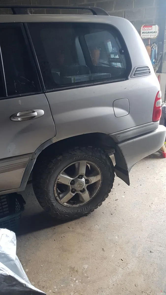 Toyota Land Cruiser Amazon 4.2 TD for sale. - Image 2