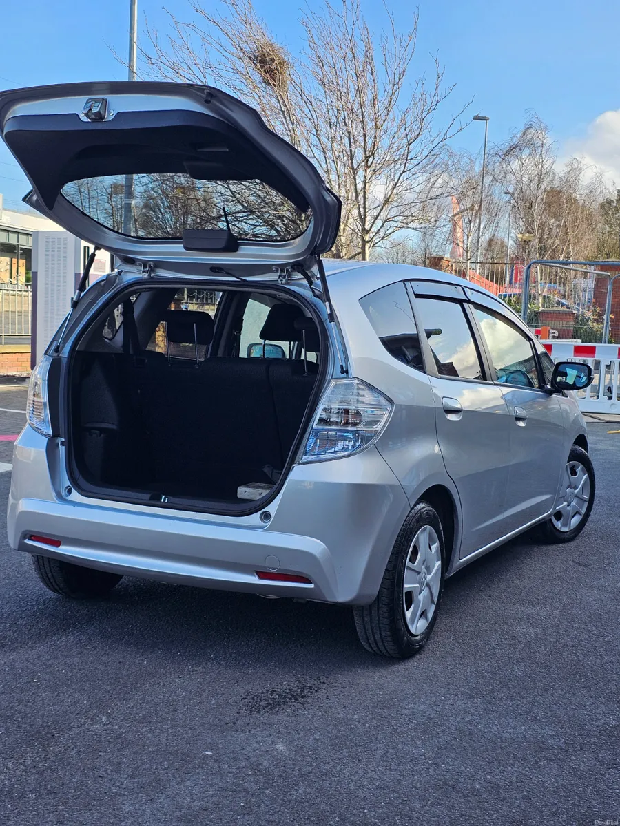 Honda Fit 2012 Automatic - Image 2