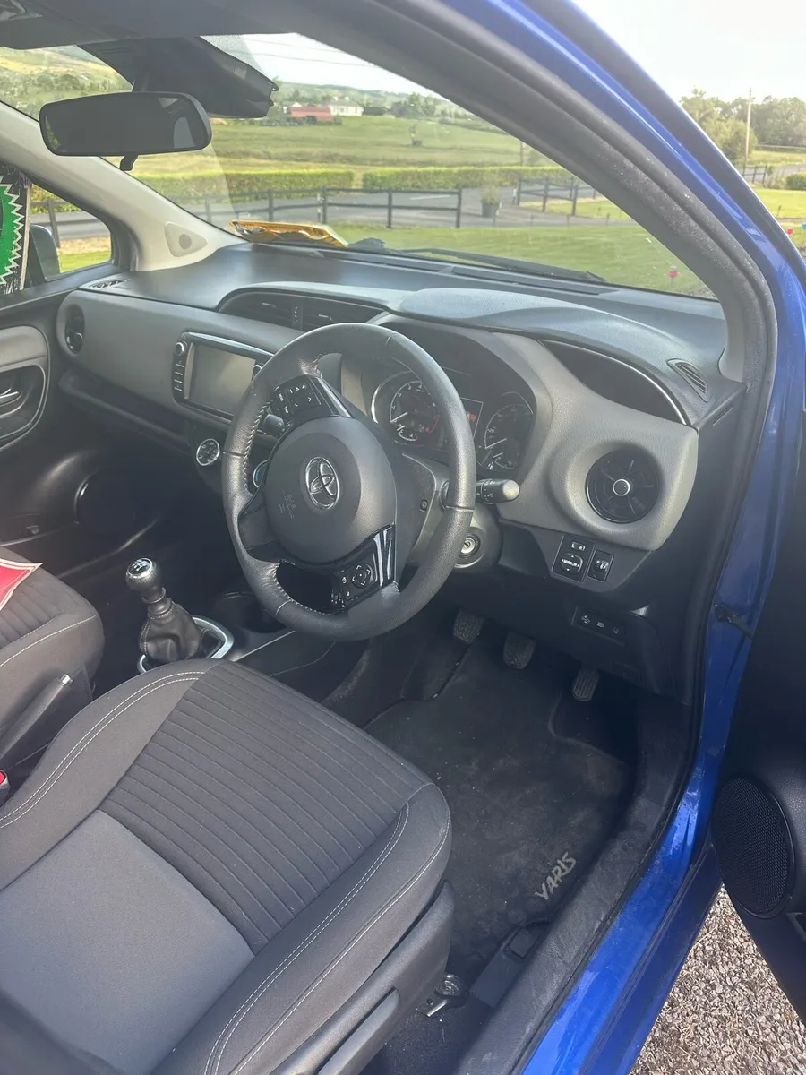 Toyota Yaris - Image 4