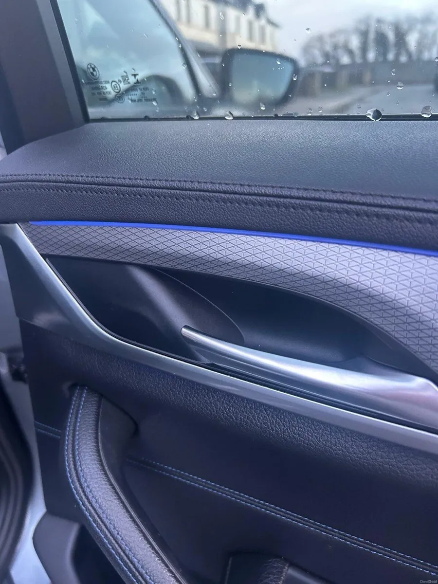 BMW 5-Series 2017 - Image 4