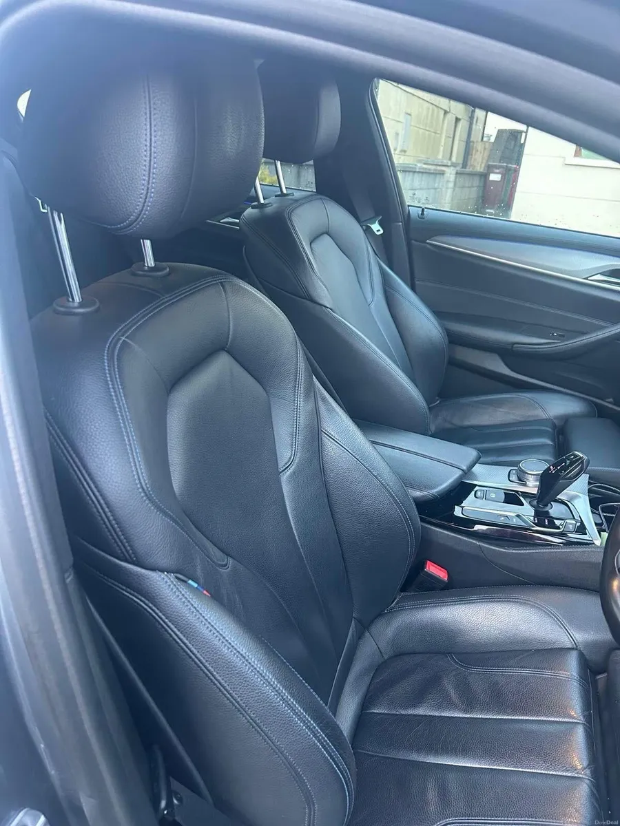 BMW 5-Series 2017 - Image 3