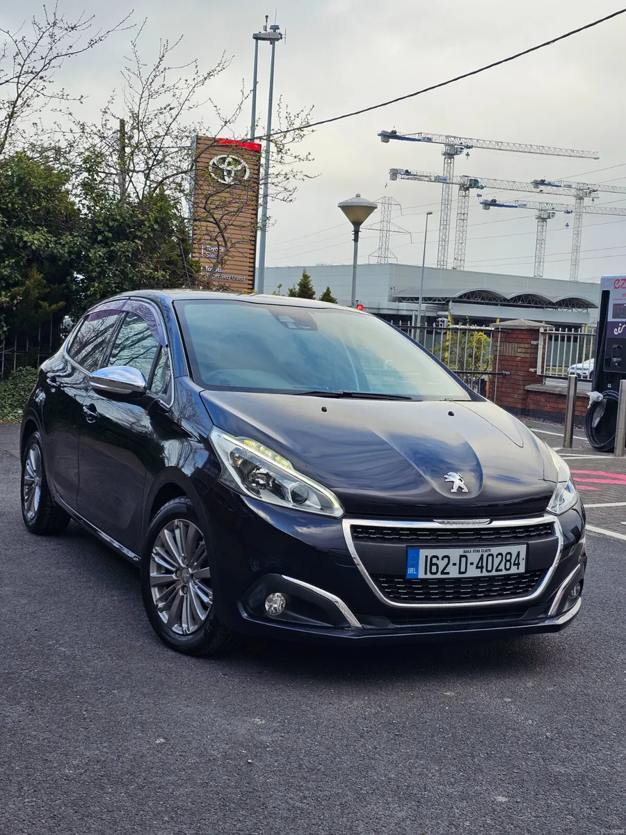 Peugeot 208 2016 Automatic - Image 3