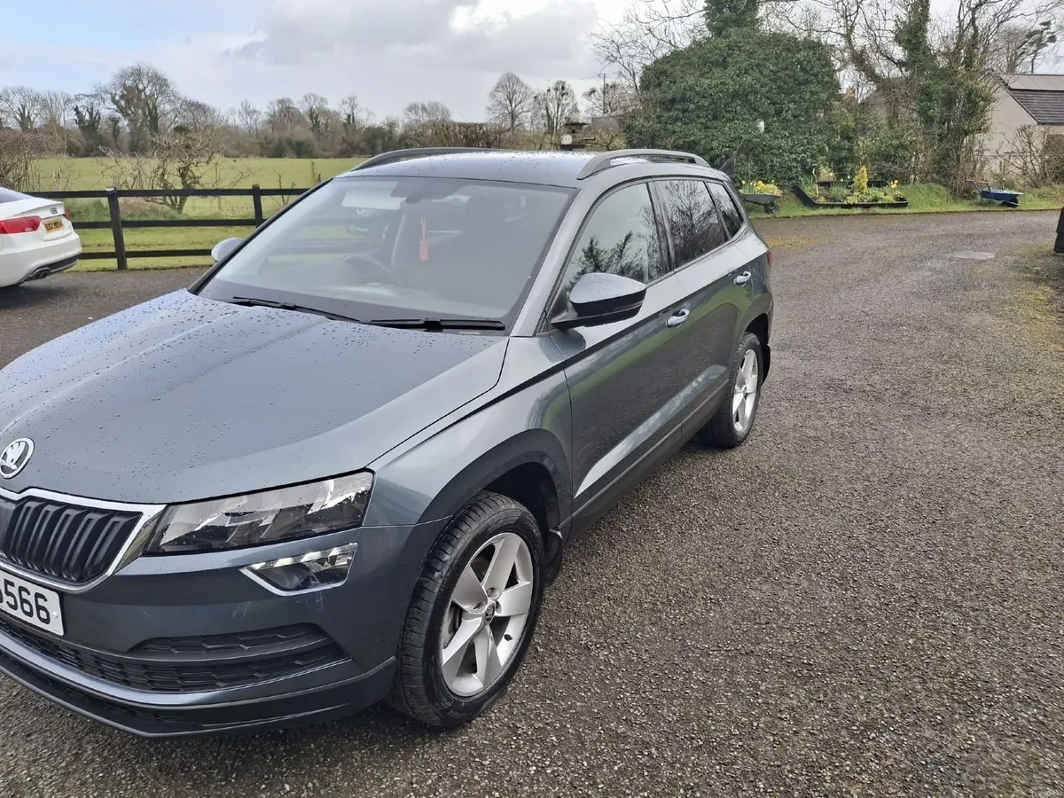 Skoda Karoq 2019 - Image 2