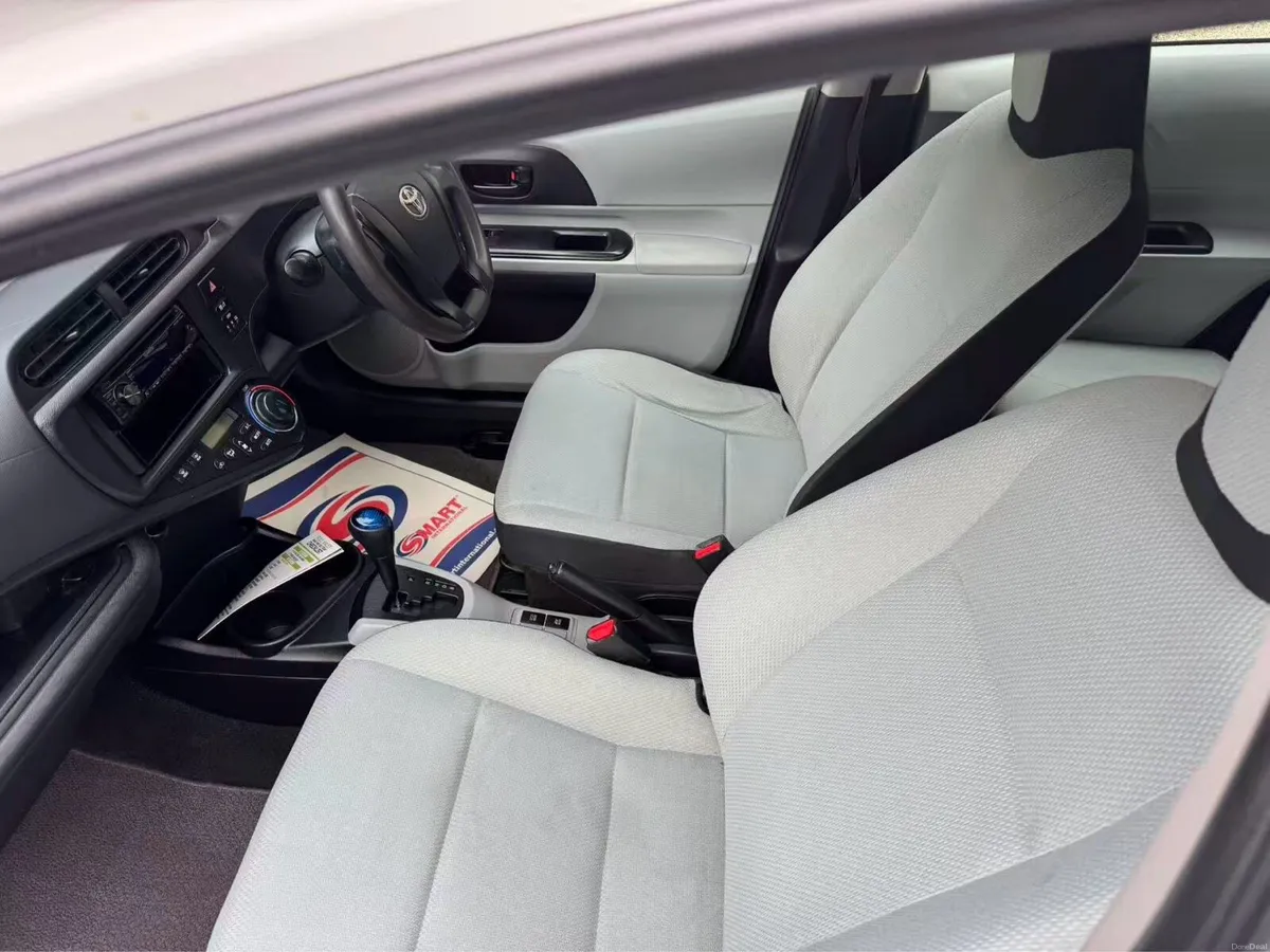 Toyota aqua - Image 3