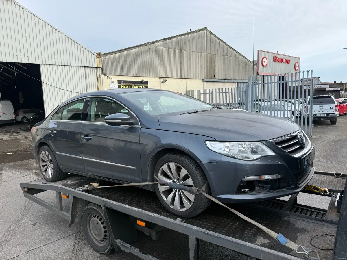 2008 Automatic Volkswagen CC 2.0 Diesel - Image 2