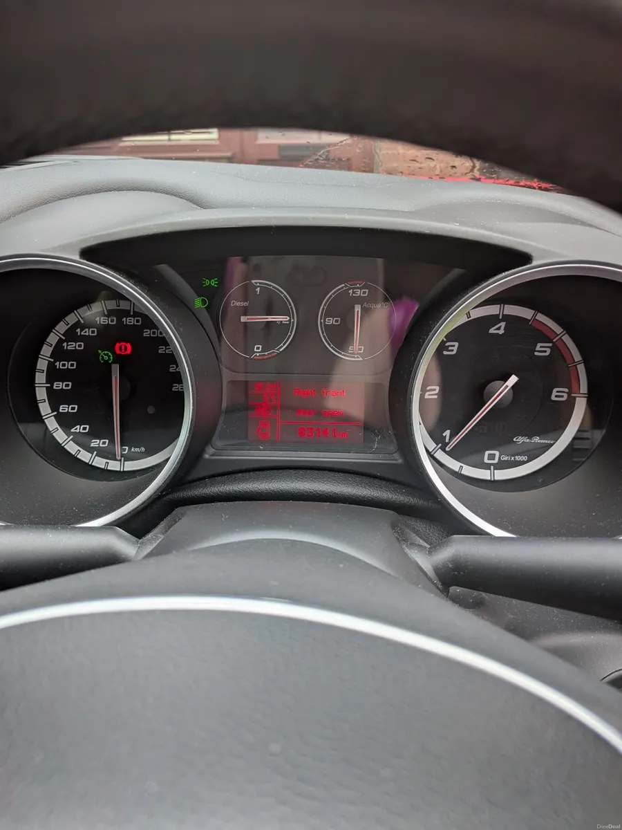 Alfa Romeo Giulietta 2016 - Image 2