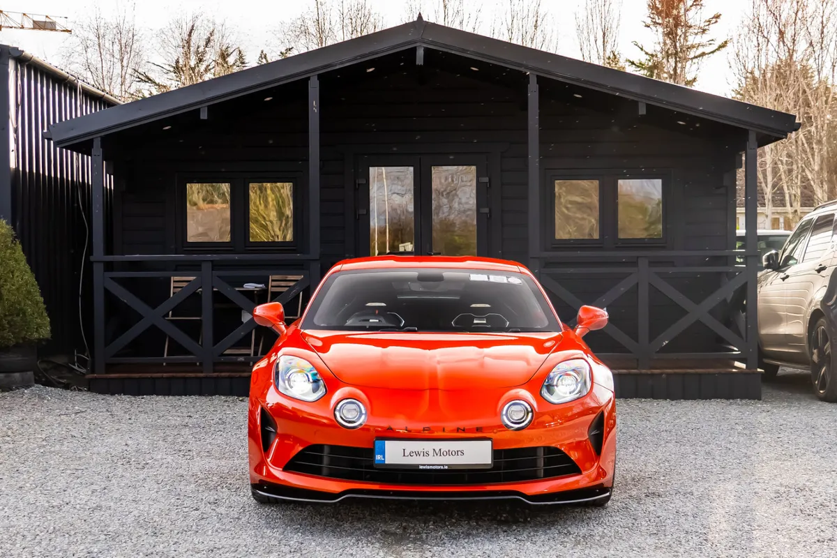 2025 Alpine A110 S - Image 2