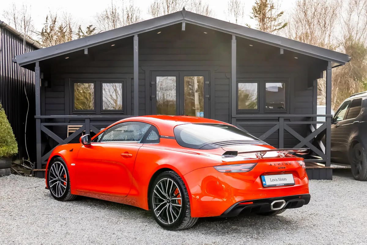 2025 Alpine A110 S - Image 4