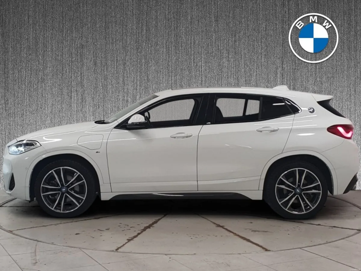 BMW X2 xDrive25e M Sport PHEV PAN ROOF - Image 4