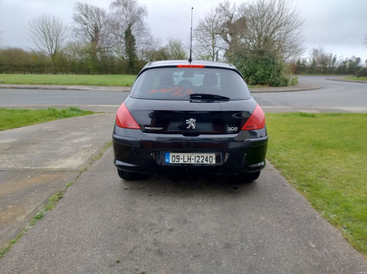 Peugeot 308 2009 - Image 2