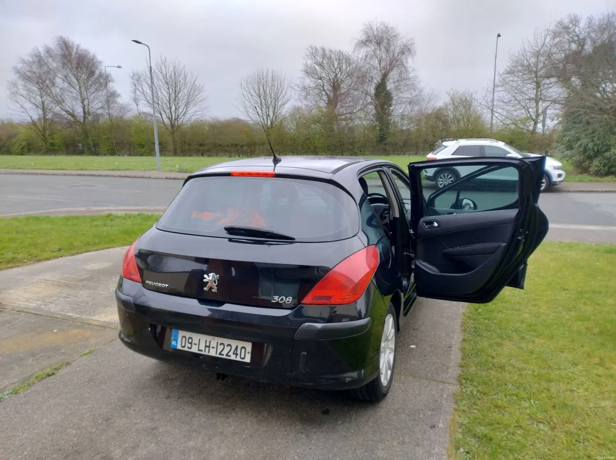 Peugeot 308 2009 - Image 1