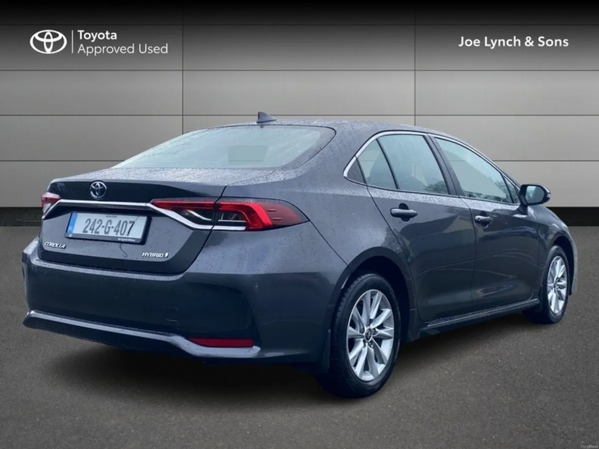 Toyota Corolla COROLLA LUNA SALOON - Image 2