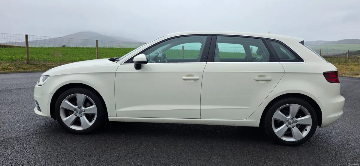 Audi A3 2015 - Image 5