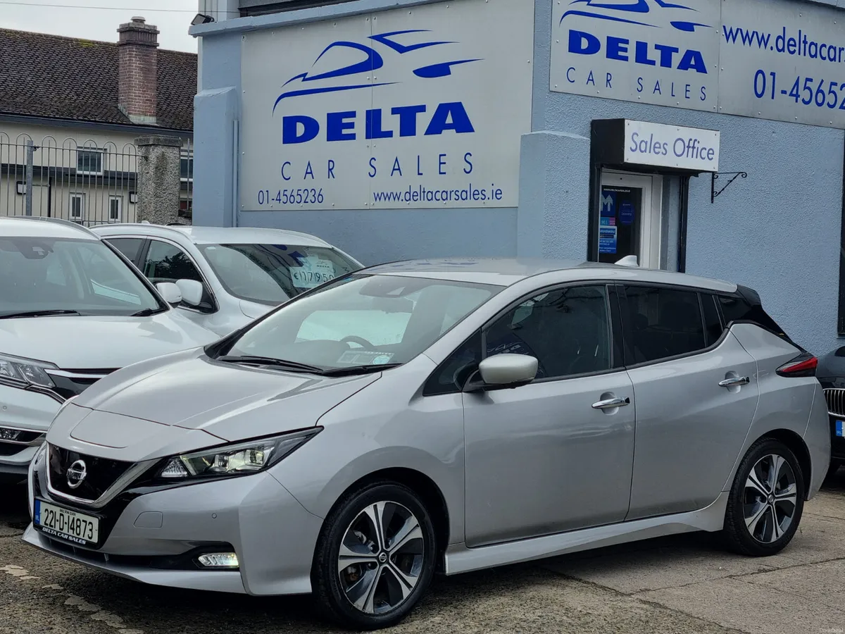 2022 NISSAN LEAF SVE 40KWH FULLY ELECTRIC - Image 1