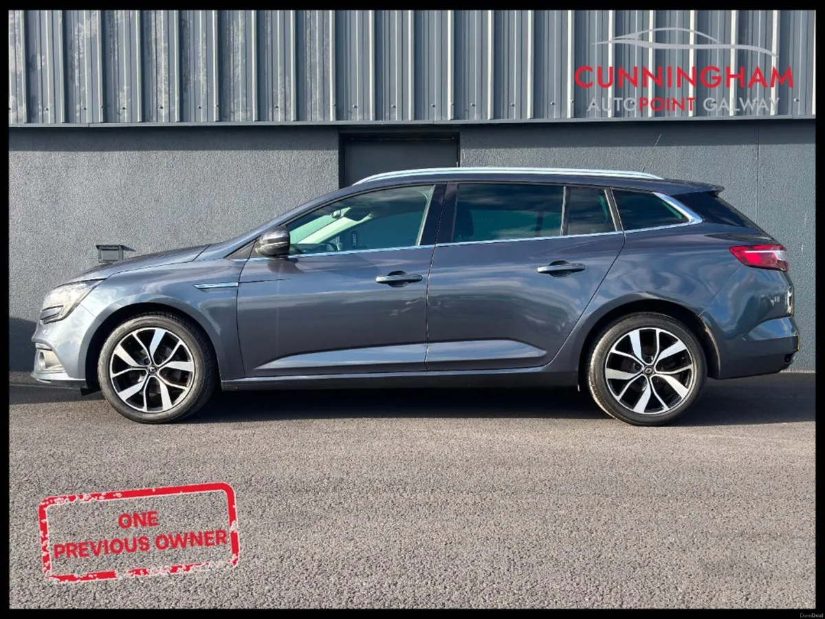 Renault Megane 1.5d Sport Tourer Iconic - Image 3