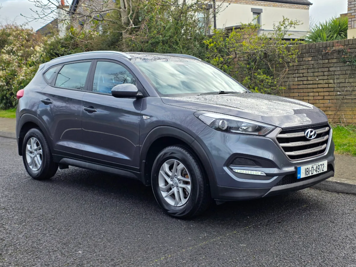 Hyundai Tucson Comfort Petrol 5DR - Image 1