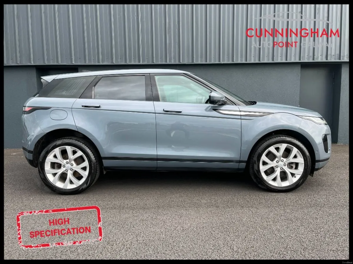 Land Rover Range Rover Evoque P300e SE Auto - Image 3