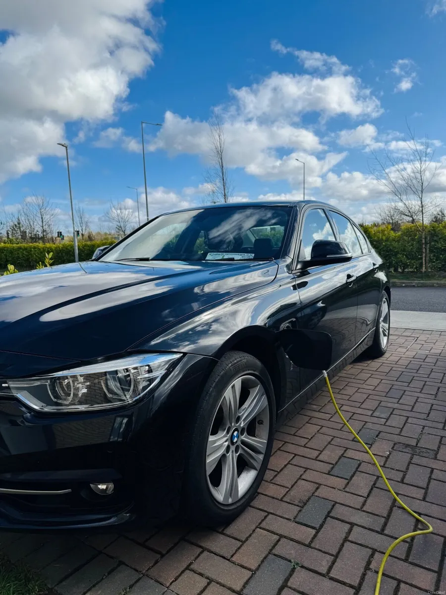 BMW 3-Series 2017 - Image 4