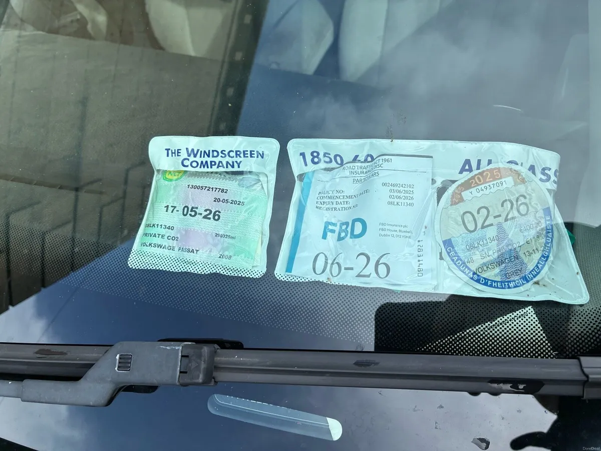 2008 Volkswagon Passat car - Image 3