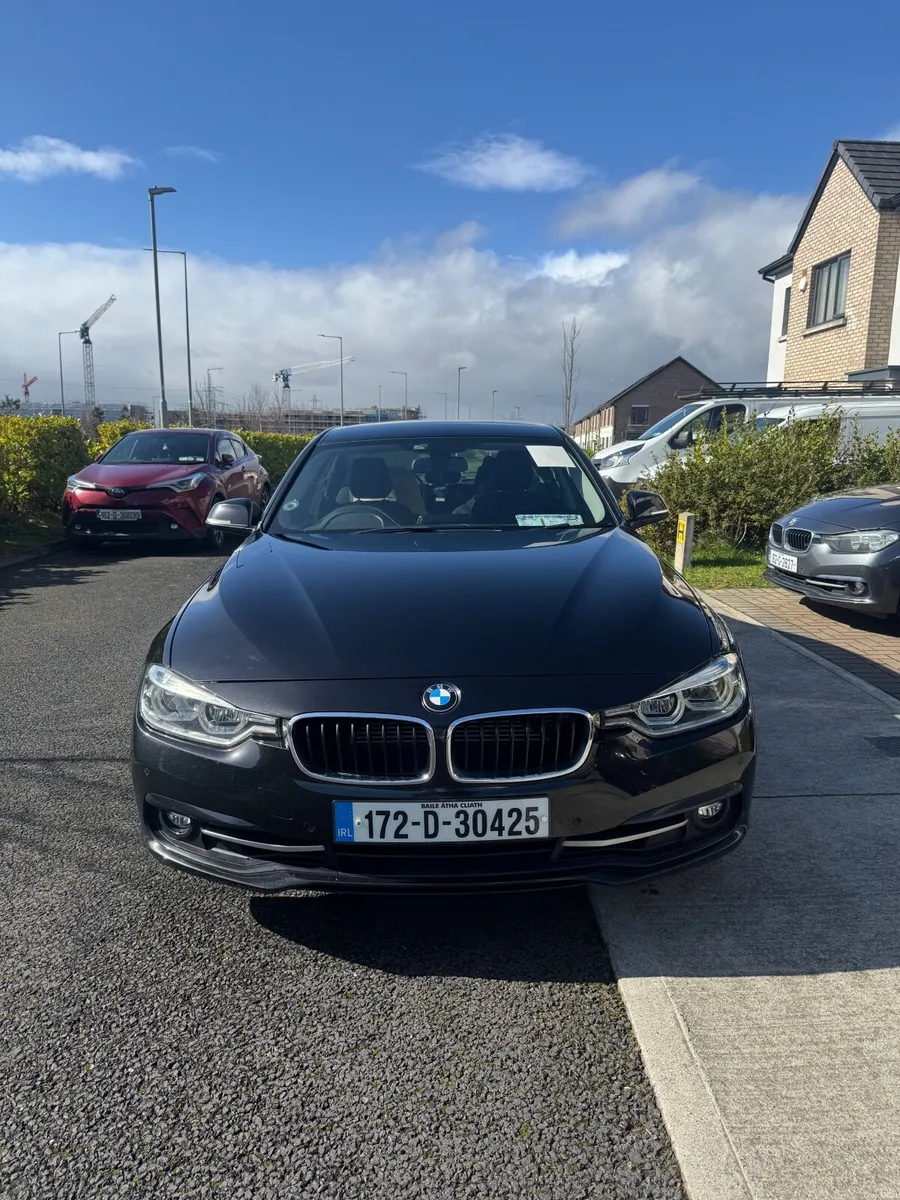 BMW 3-Series 2017 - Image 2
