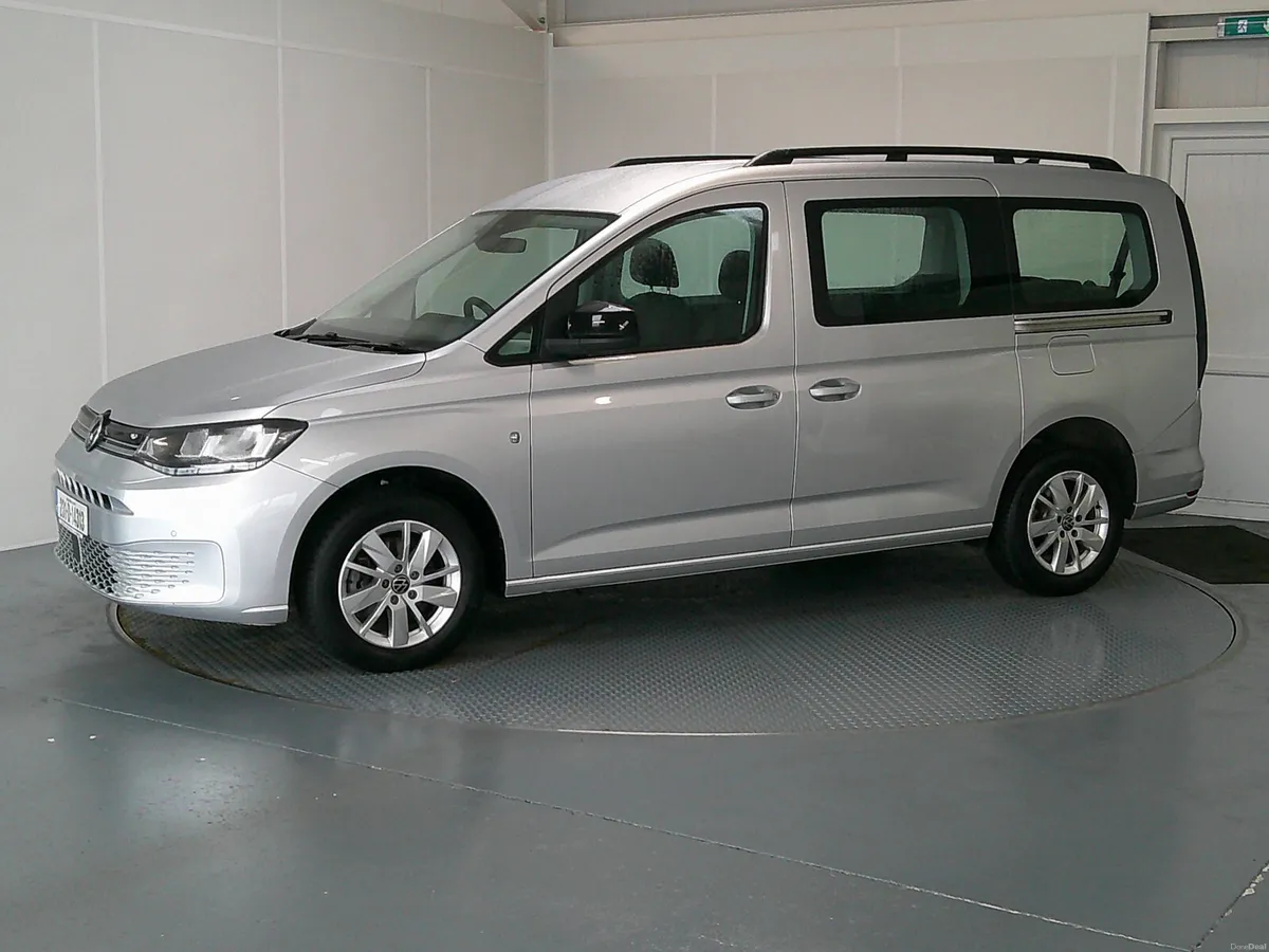 Volkswagen Caddy 2023 - Image 3
