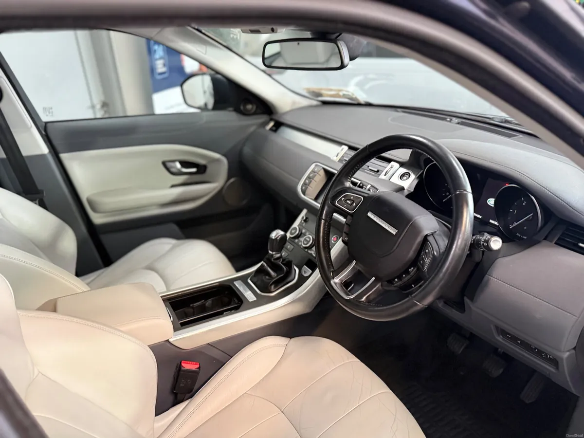 Land Rover Range Rover Evoque 2017. 2.0D SE - Image 4