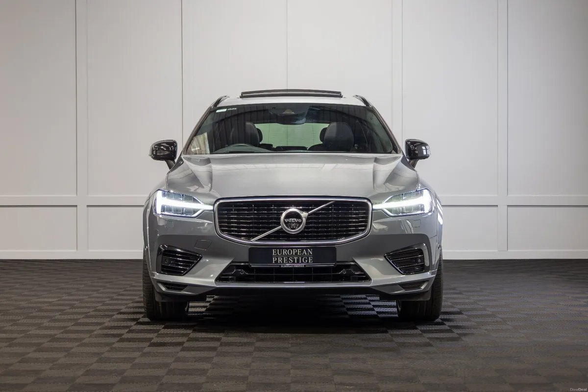 2020 Volvo XC60 R-Design Pro - Image 2