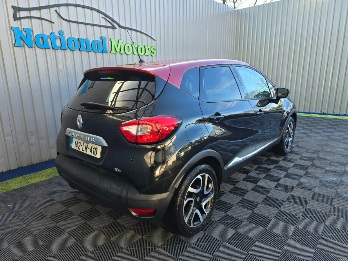 2014 Renault Captur TCe S&S SIGNATURE - Image 3