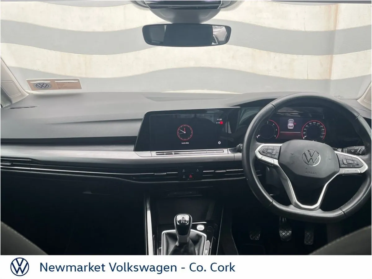 Volkswagen Golf STYLE 2.0TDI 115BHP 6 SPEED - Image 2