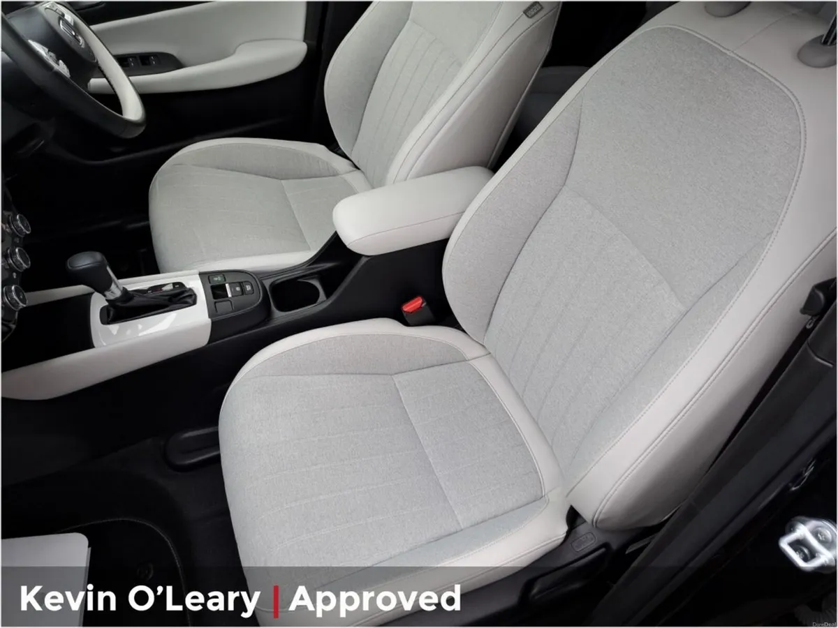 Honda Jazz 1.5 e:HEV Executive - Image 4