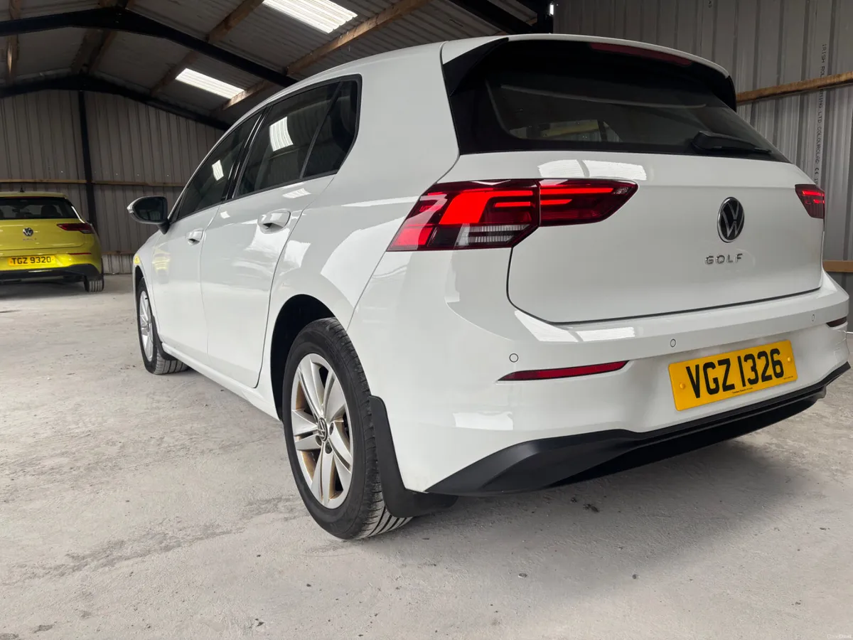 LOW MILAGE  1 OWNER Volkswagen Golf 2021 - Image 4