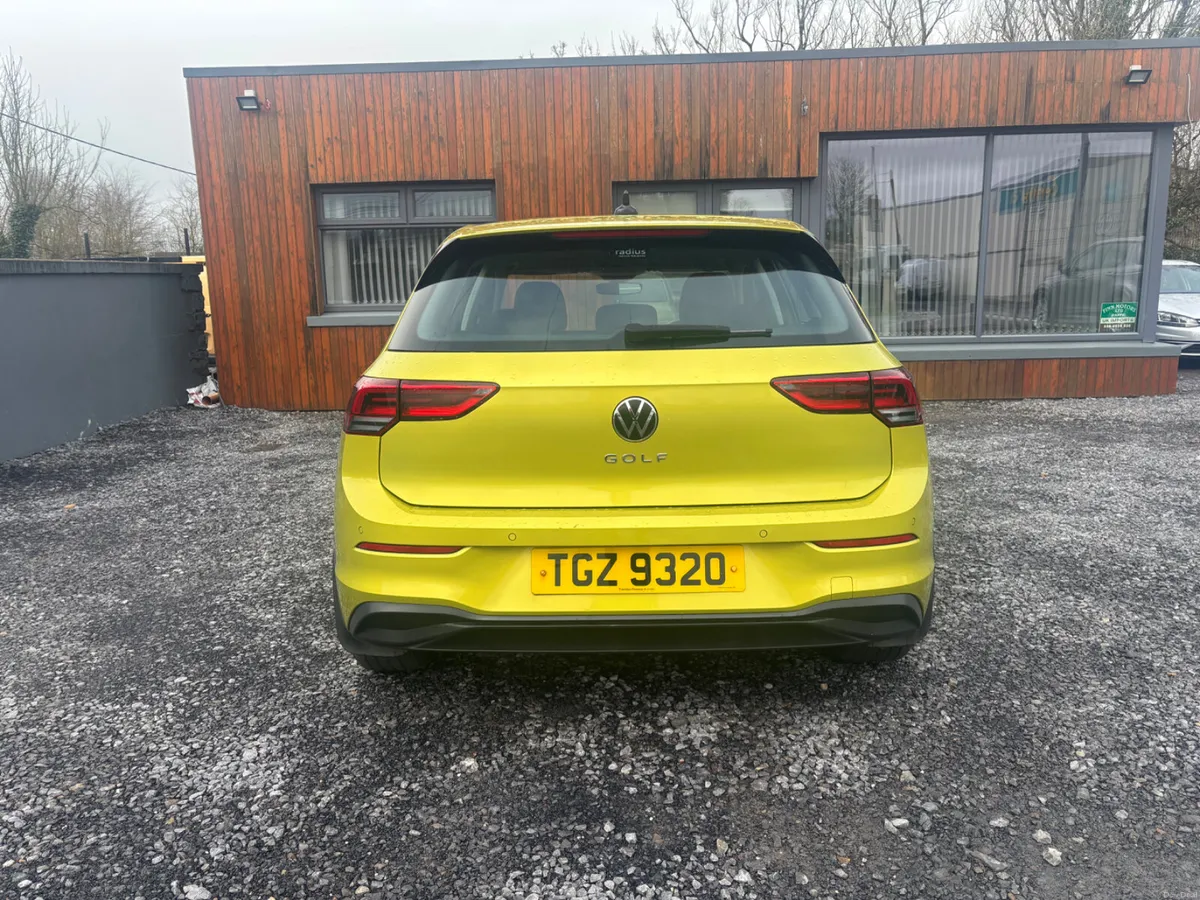 LOW MILAGE 1 OWNER Volkswagen Golf 2021 2.0L - Image 4