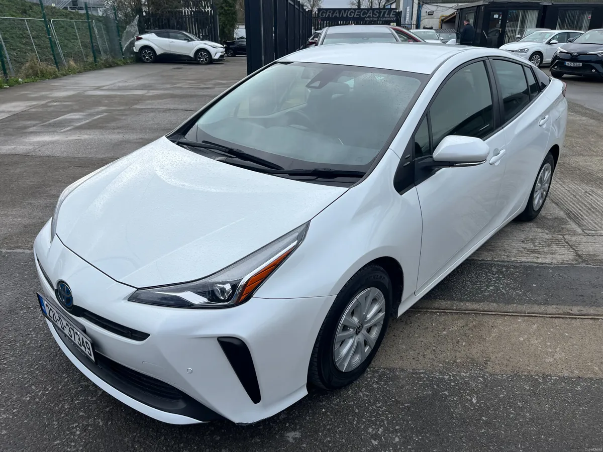 TOYOTA PRIUS 2022, 1.8 HYBRID AUTO LOW KMS - Image 3