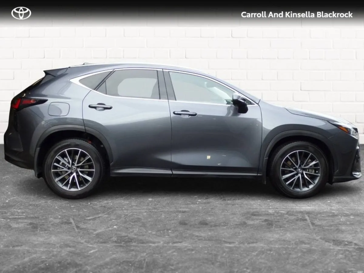 Lexus NX 450h+ PHEV Executive AWD - Image 3